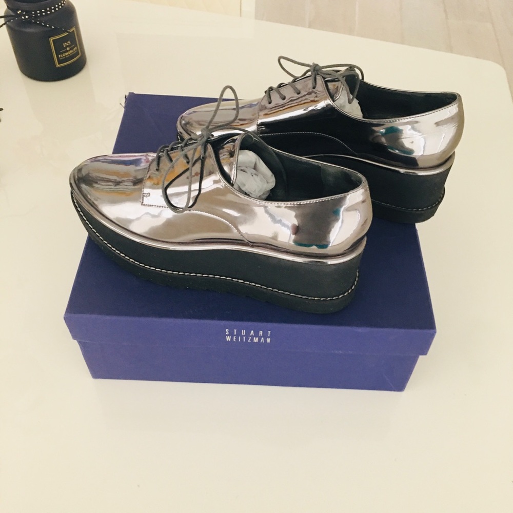 - $520 STUART WEITZMAN PATENT LEATHER OXFORD KENT PLATFORM  6.5 - Picture 8 of 11